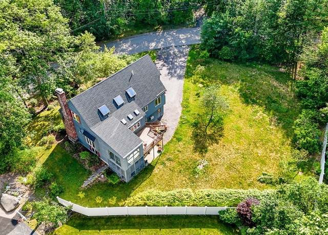 Property at 8 Horseshoe Dr, Acton, MA 01720, 4 beds, 3.5 baths