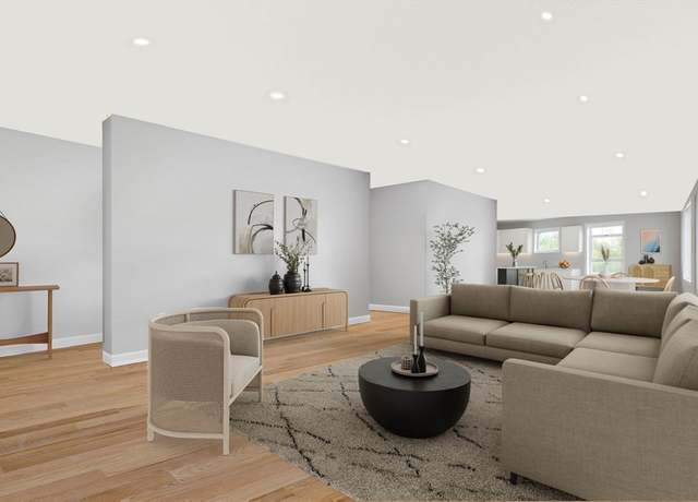 Property at 17 Crosby St Unit B, Webster, MA 01570, 3 beds, 2.5 baths