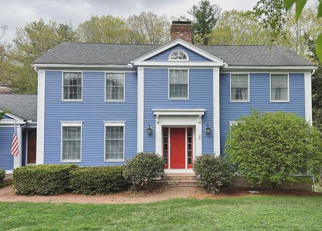 Property at 28 Woodside Cir, Sturbridge, MA 01566, 4 beds, 3.5 baths