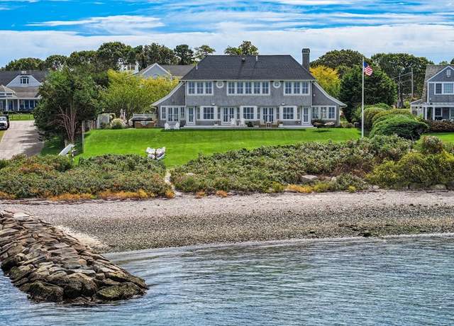 Property at 118 Westwood Rd, Falmouth, MA 02556, 5 beds, 5 baths