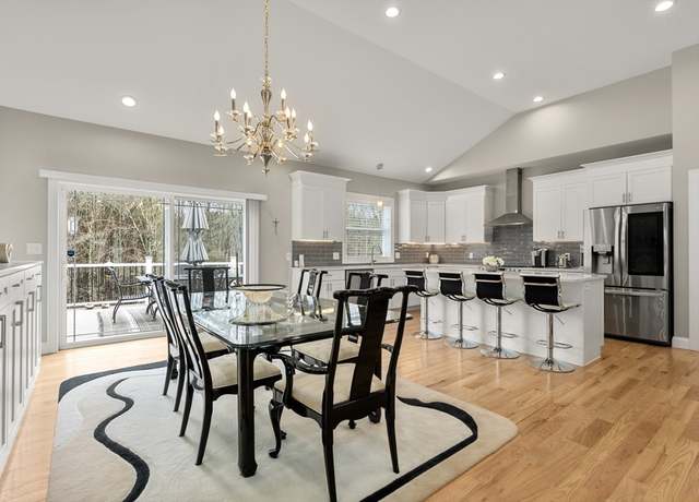 Property at 17 Sunny Crest Ln, Belchertown, MA 01007, 4 beds, 3.5 baths