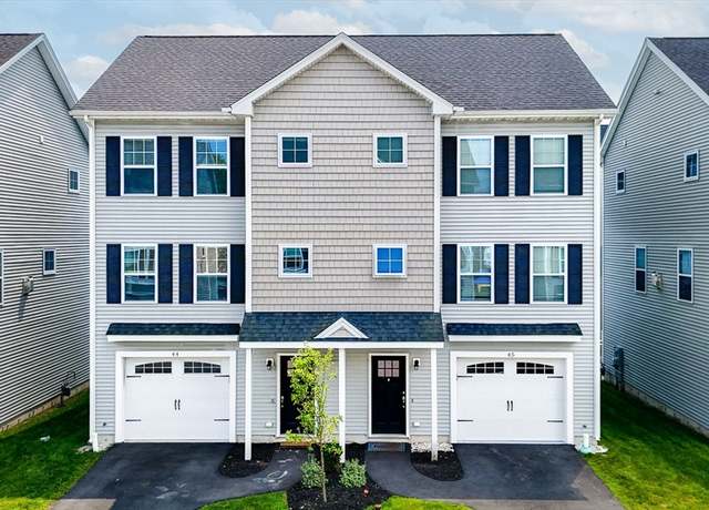 Property at 1400 Gorham St #44, Lowell, MA 01852, 3 beds, 1.5 baths