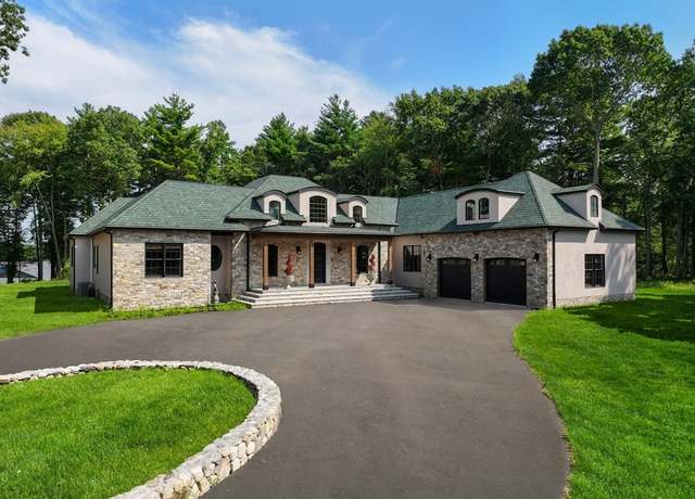 Property at 252 Winter St, Norwell, MA 02061, 4 beds, 4.5 baths