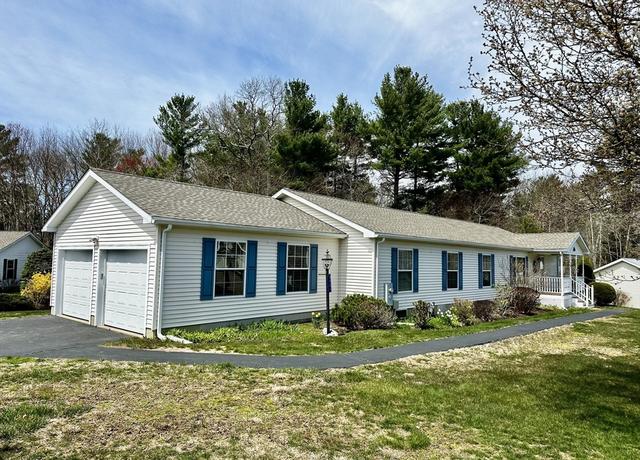 Property at 5901 Oak Point Dr, Middleboro, MA 02346, 3 beds, 2 baths