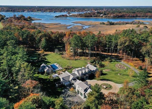 Property at 25 Hammetts Cove Rd, Marion, MA 02738, 4 beds, 3.5 baths