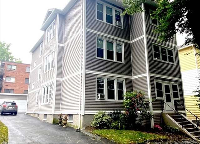 Property at 25 Bridgeport St, Worcester, MA 01604, 6 beds, 3 baths