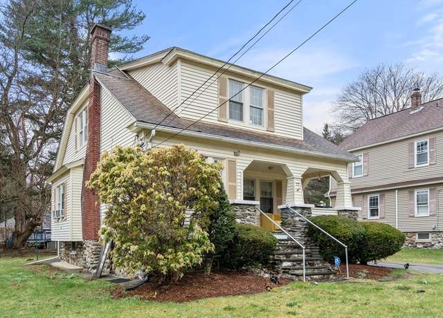 Property at 77 Olean St, Worcester, MA 01602, 3 beds, 1.5 baths