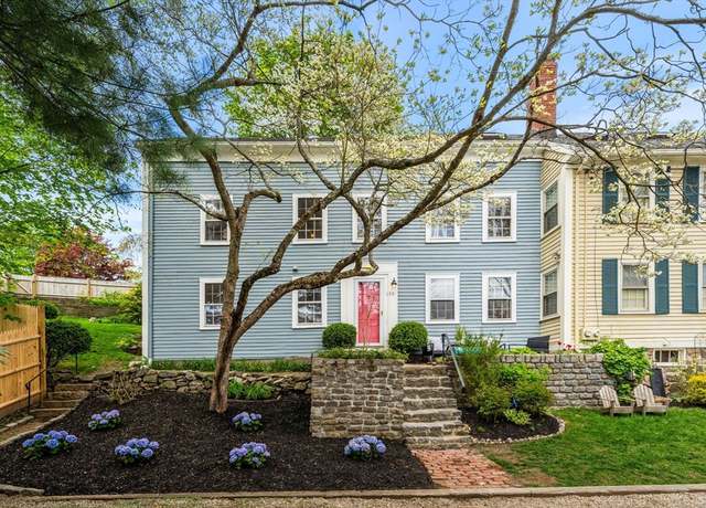 Property at 159 Elm St #2, Marblehead, MA 01945, 3 beds, 2 baths