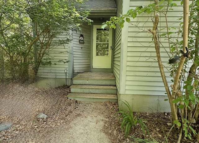 Property at 47 Andrews Farm Rd, Boxford, MA 01921, 2 beds, 1.5 baths