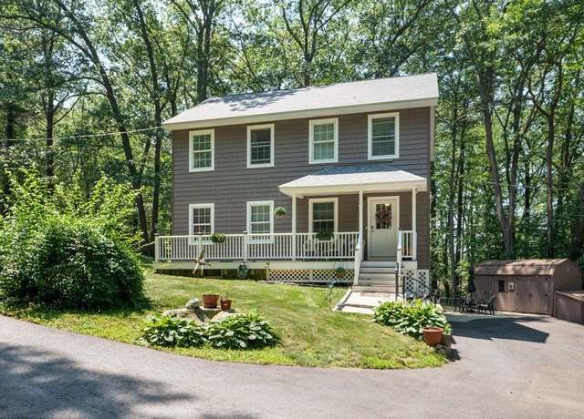 Property at 100 Congress St, Amesbury, MA 01913, 3 beds, 2.5 baths