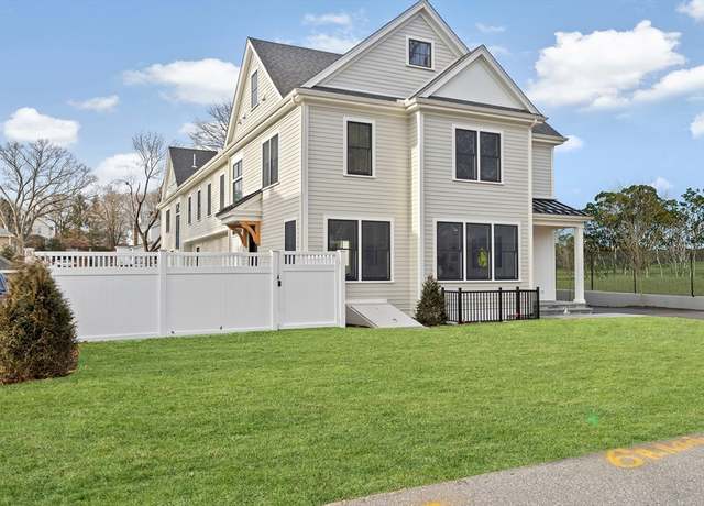 Property at 32 Kingsbury St Unit B, Wellesley, MA 02481, 4 beds, 4.5 baths