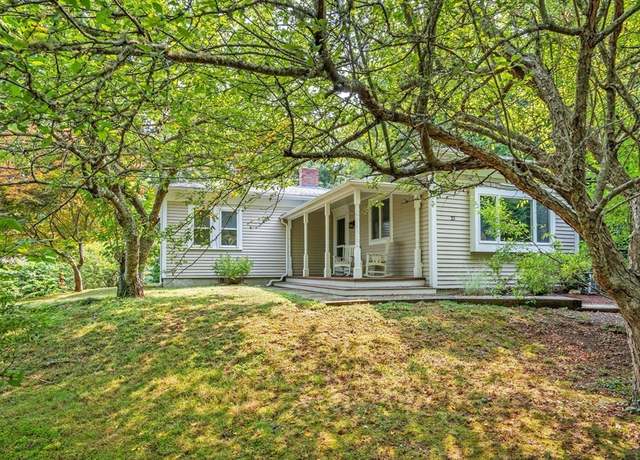 Property at 27 Long View Dr, Orleans, MA 02653, 2 beds, 1.5 baths