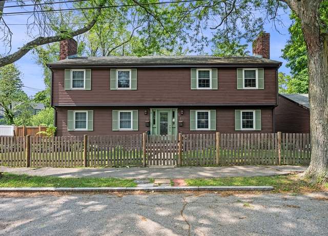 Property at 39 Bartley St #2, Wakefield, MA 01880, 3 beds, 1.5 baths