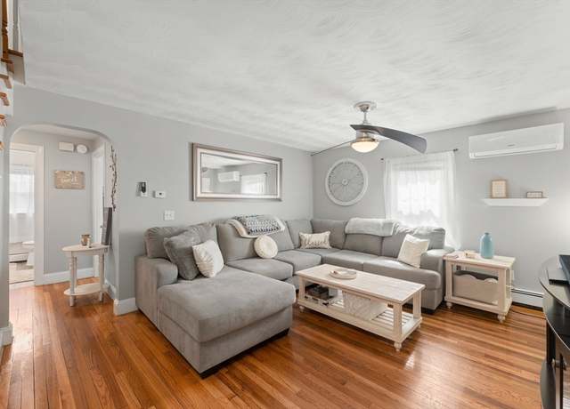 Property at 91 Marshall Ave, Cumberland, RI 02864, 3 beds, 2 baths