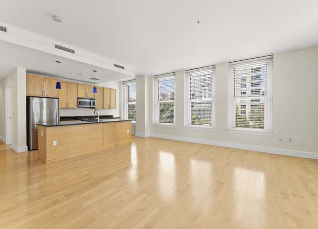 Property at 70 Lincoln St Unit L312, Boston, MA 02111, 2 beds, 2 baths