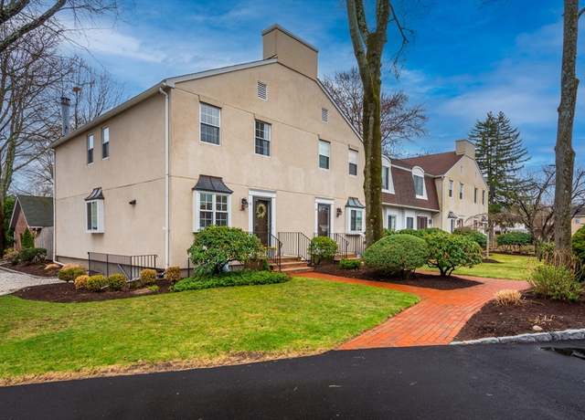Property at 12 Denmark Ln #12, Needham, MA 02492, 2 beds, 2.5 baths