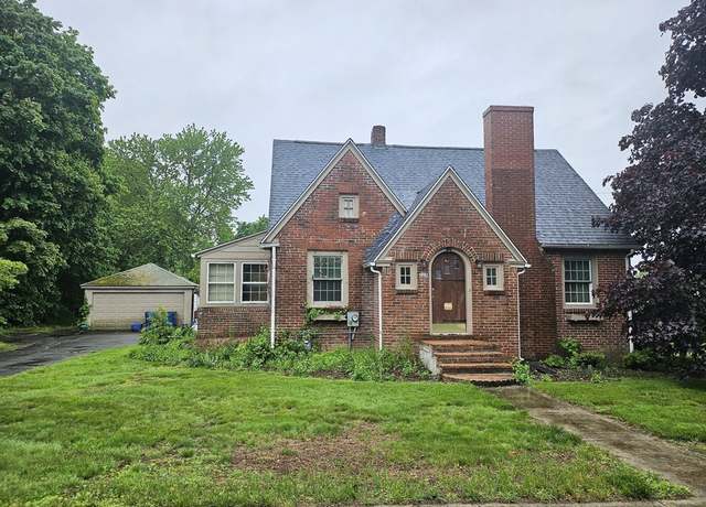 Property at 735 Amostown Rd, West Springfield, MA 01089, 2 beds, 1.5 baths