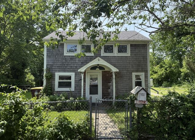 Property at 143 Rear South Main St, Acushnet, MA 02743, 2 beds, 1 bath
