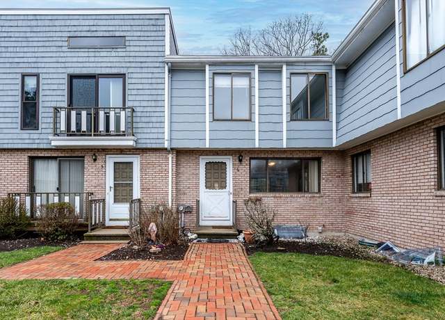 Property at 329 W Main St #26, Barnstable, MA 02601, 2 beds, 1.5 baths