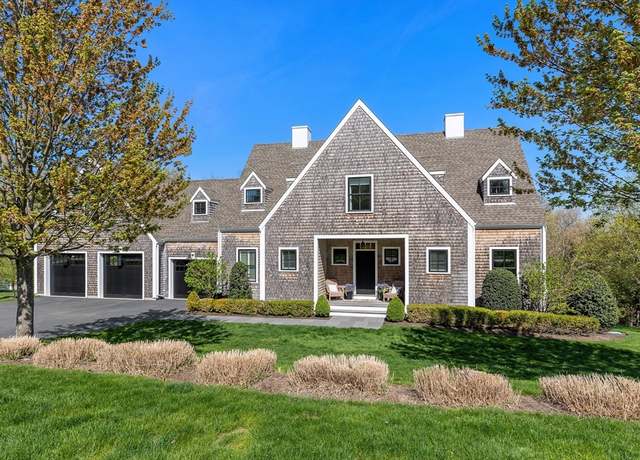 Property at 50 Baker Hill Dr, Hingham, MA 02043, 4 beds, 3.5 baths