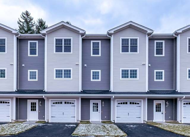 Property at 44 Dean St #304, Taunton, MA 02780, 3 beds, 2.5 baths