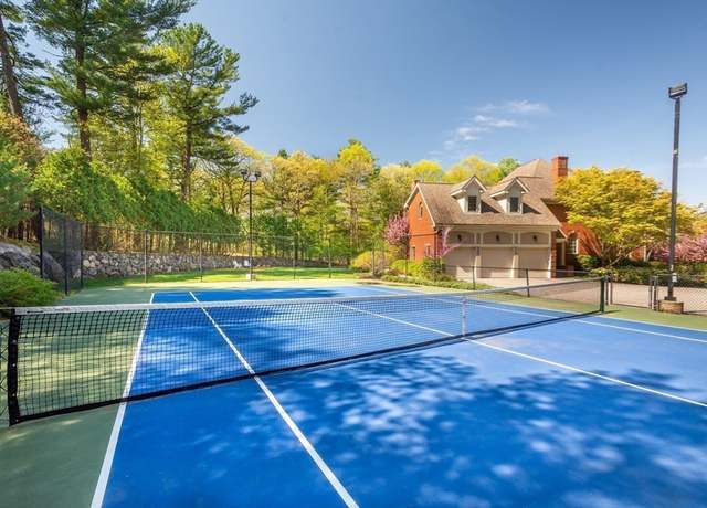 Property at 6 Stratford Way, Lincoln, MA 01773, 5 beds, 5 baths