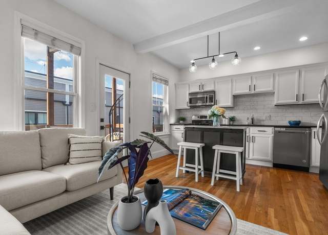Property at 15 I St #3, Boston, MA 02127, 1 bed, 1 bath