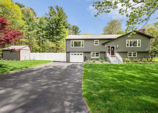 Property at 4 Pleasantview Ave, Tyngsborough, MA 01879, 3 beds, 1.5 baths