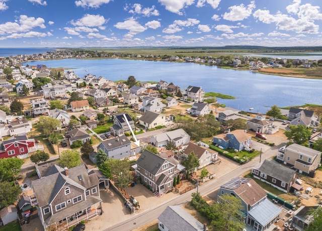 Property at 9 62nd St, Newburyport, MA 01950, 2 beds, 2 baths