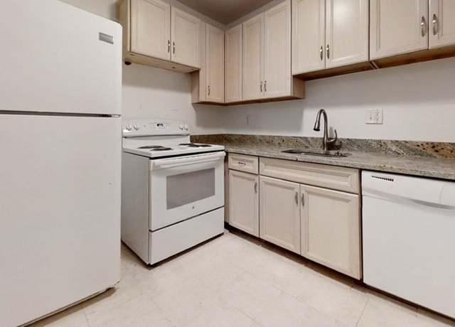 Property at 9 Weld St #28, Framingham, MA 01702, 1 bed, 1 bath