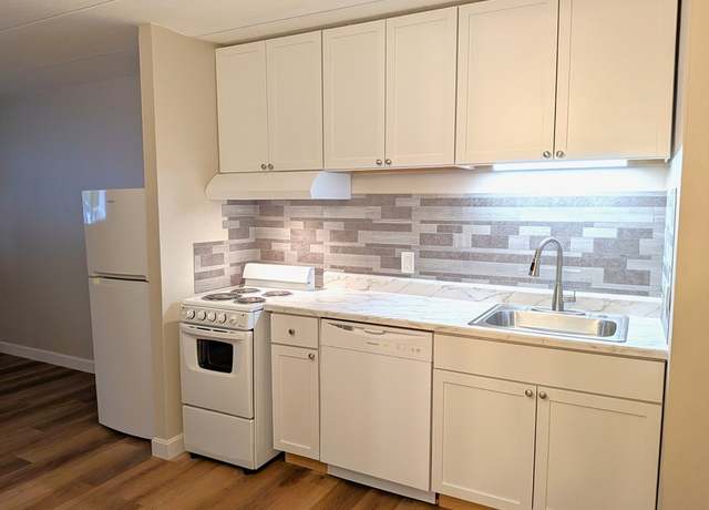 Property at 126 Beaver St #10, Framingham, MA 01702, 1 bath