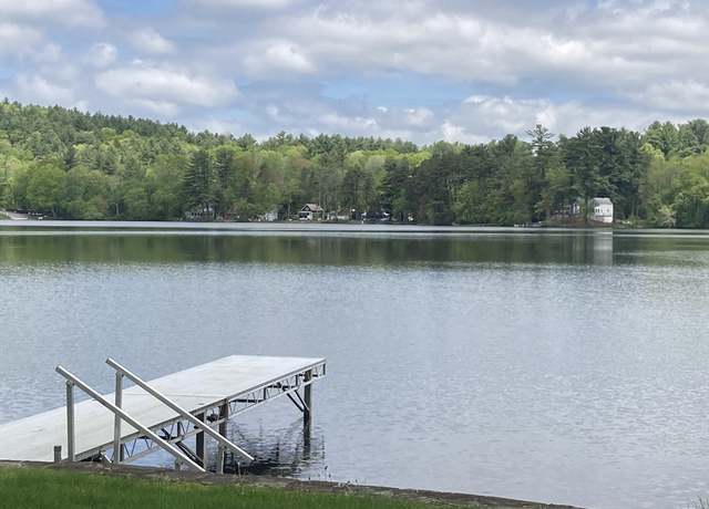 Property at 2 Bumpy Ln, Methuen, MA 01844, 2 beds, 2 baths