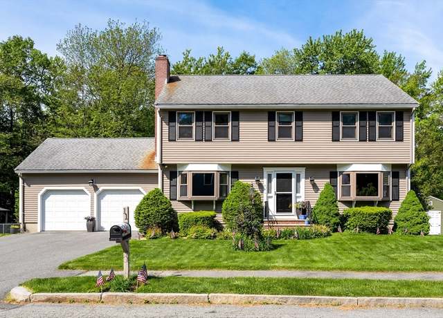 Property at 11 Beechtree Cir, Wakefield, MA 01880, 3 beds, 2.5 baths