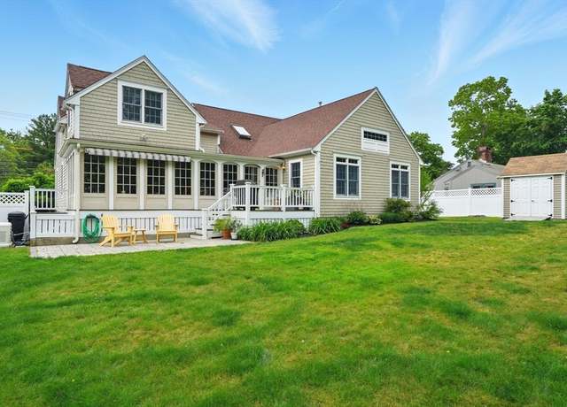 Property at 149 Acorn St, Marshfield, MA 02050, 3 beds, 2.5 baths