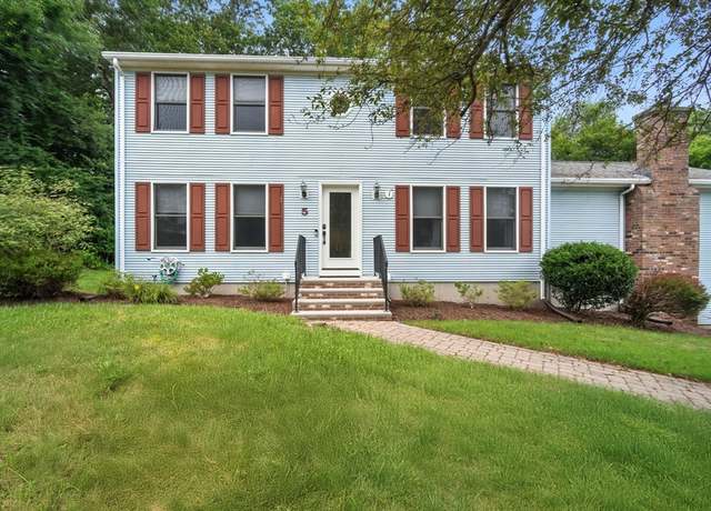 Property at 5 Brookside Dr, Agawam, MA 01030, 3 beds, 2.5 baths