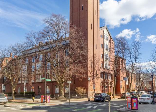 Property at 143 W Brookline St #303, Boston, MA 02118, 2 beds, 1.5 baths