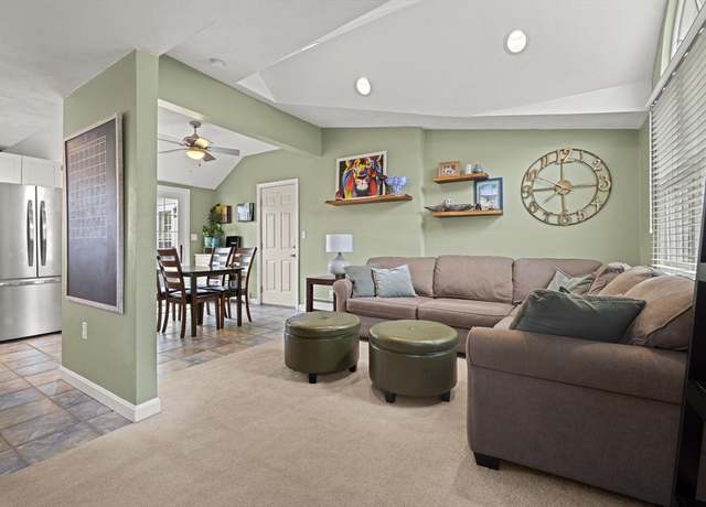 Property at 1 Anthony Rd, Peabody, MA 01960, 3 beds, 1 bath