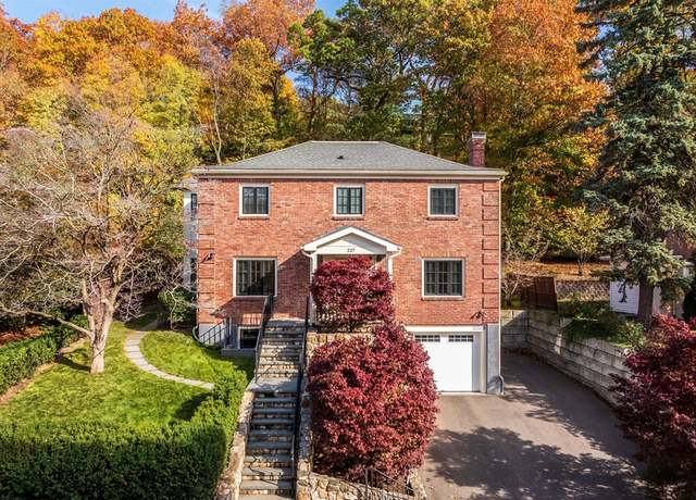 Property at 227 Tappan St #227, Brookline, MA 02445, 4 beds, 3.5 baths