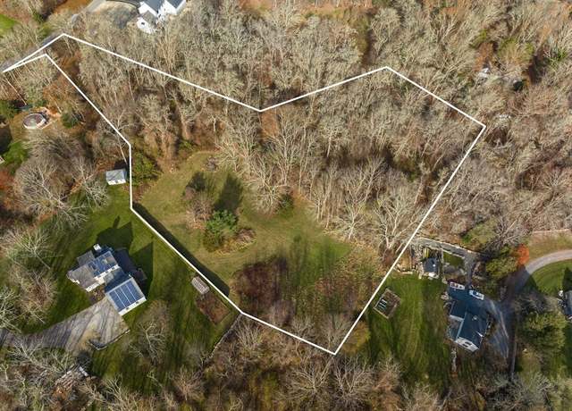 Property at 0 Hidden Gln, Westport, MA 02790