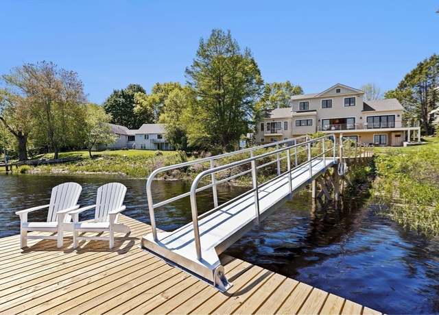 Property at 38 Old Shipyard Ln, Hanover, MA 02339, 4 beds, 4.5 baths