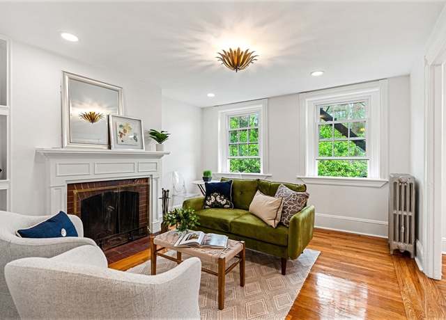 Property at 12 Lindall Pl #3, Boston, MA 02114, 1 bed, 1 bath