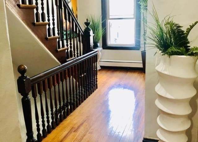 Property at 32 Radcliffe Rd, Somerville, MA 02145, 6 beds, 2 baths