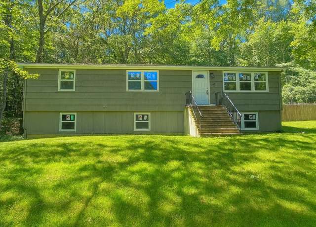 Property at 344 Leadmine Rd, Sturbridge, MA 01518, 3 beds, 1 bath