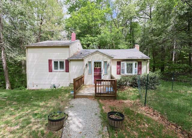 Property at 47 Leno Rd, Holland, MA 01521, 3 beds, 2 baths