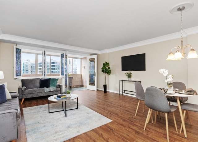 Property at 2 Hawthorne Pl Unit 8O, Boston, MA 02114, 1 bed, 1 bath