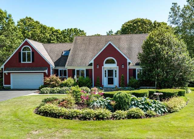Property at 11 Polaris Dr, Mashpee, MA 02649, 3 beds, 3.5 baths