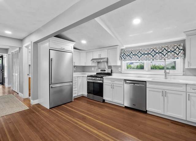 Property at 32 Oakwood Ave, Saugus, MA 01906, 4 beds, 2 baths