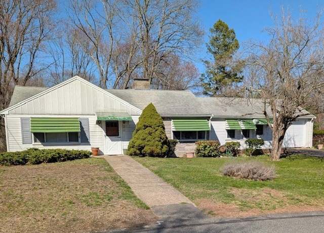 Property at 58 Cutler Dr, Framingham, MA 01701, 2 beds, 1 bath