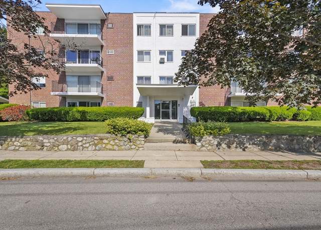 Property at 260 Tremont St #1, Melrose, MA 02176, 2 beds, 1 bath