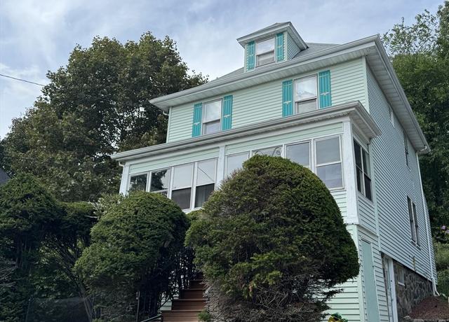 Property at 14 Park Ave Ext, Arlington, MA 02474, 4 beds, 1 bath